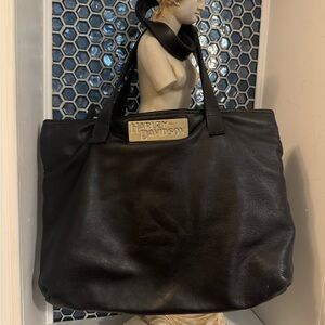 HARLEY DAVIDSON VTG  BLACK LEATHER  TOTE SHOULDER BAG W/METAL LOGO Made in USA.